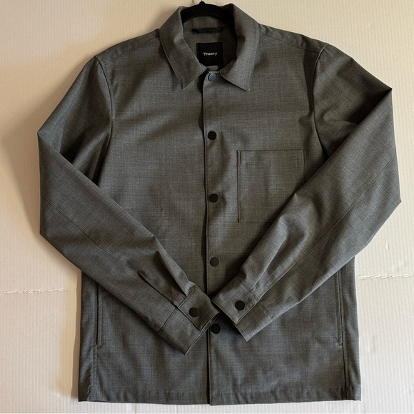Theory-Rye Virgin Wool Gray Over Shirt/Shacket with 3 pockets.Like New.Size L - Picture 3 of 9